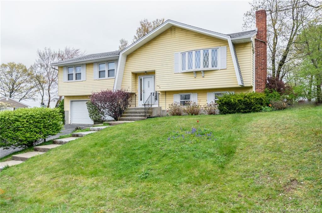 62 White Birch Drive Waterbury CT 06708