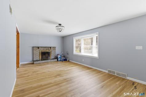 57 Concord Circle Wethersfield CT 06109