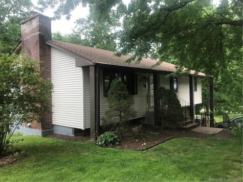 73 Crestwood Drive Naugatuck CT 06770