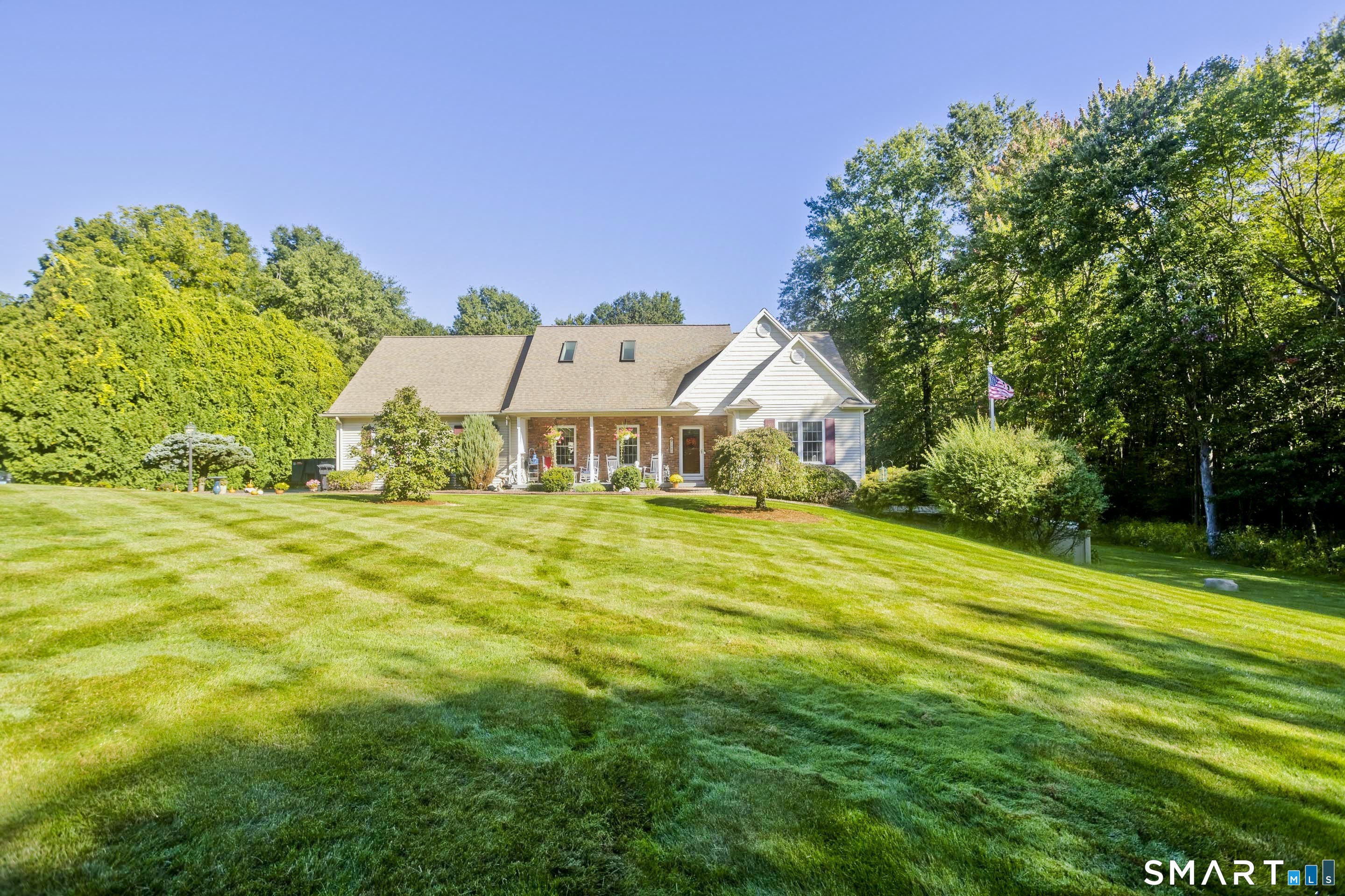 1980 Oak Street Suffield CT 06093