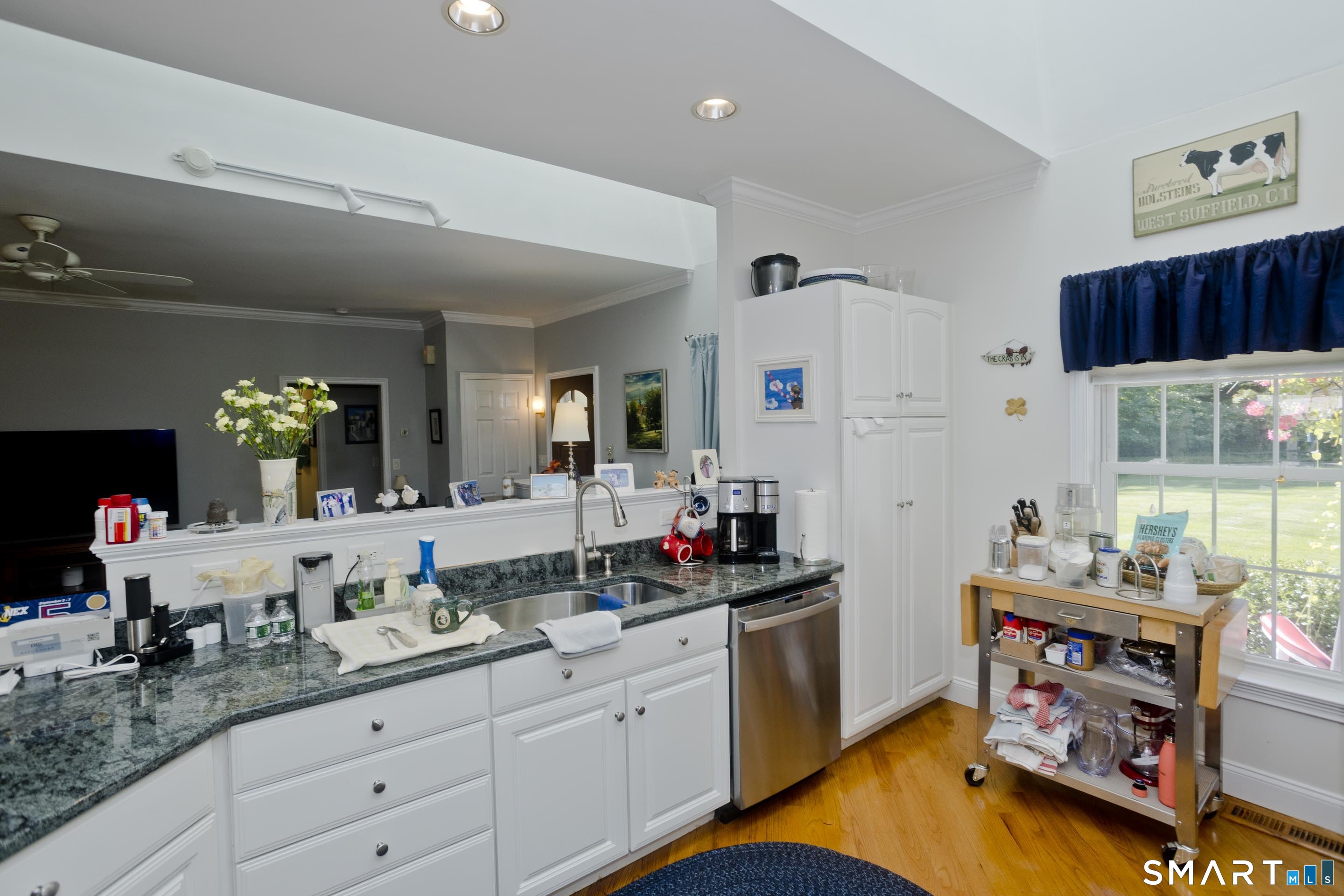 1980 Oak Street Suffield CT 06093