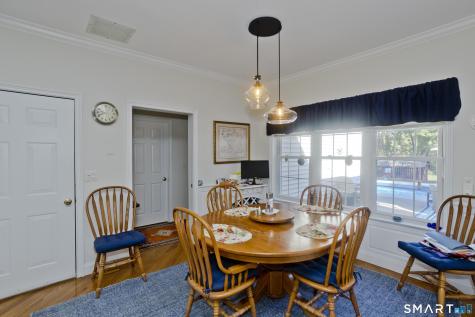 1980 Oak Street Suffield CT 06093