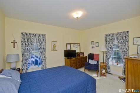 1980 Oak Street Suffield CT 06093