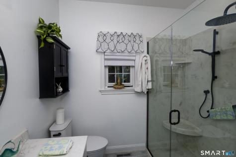 1980 Oak Street Suffield CT 06093