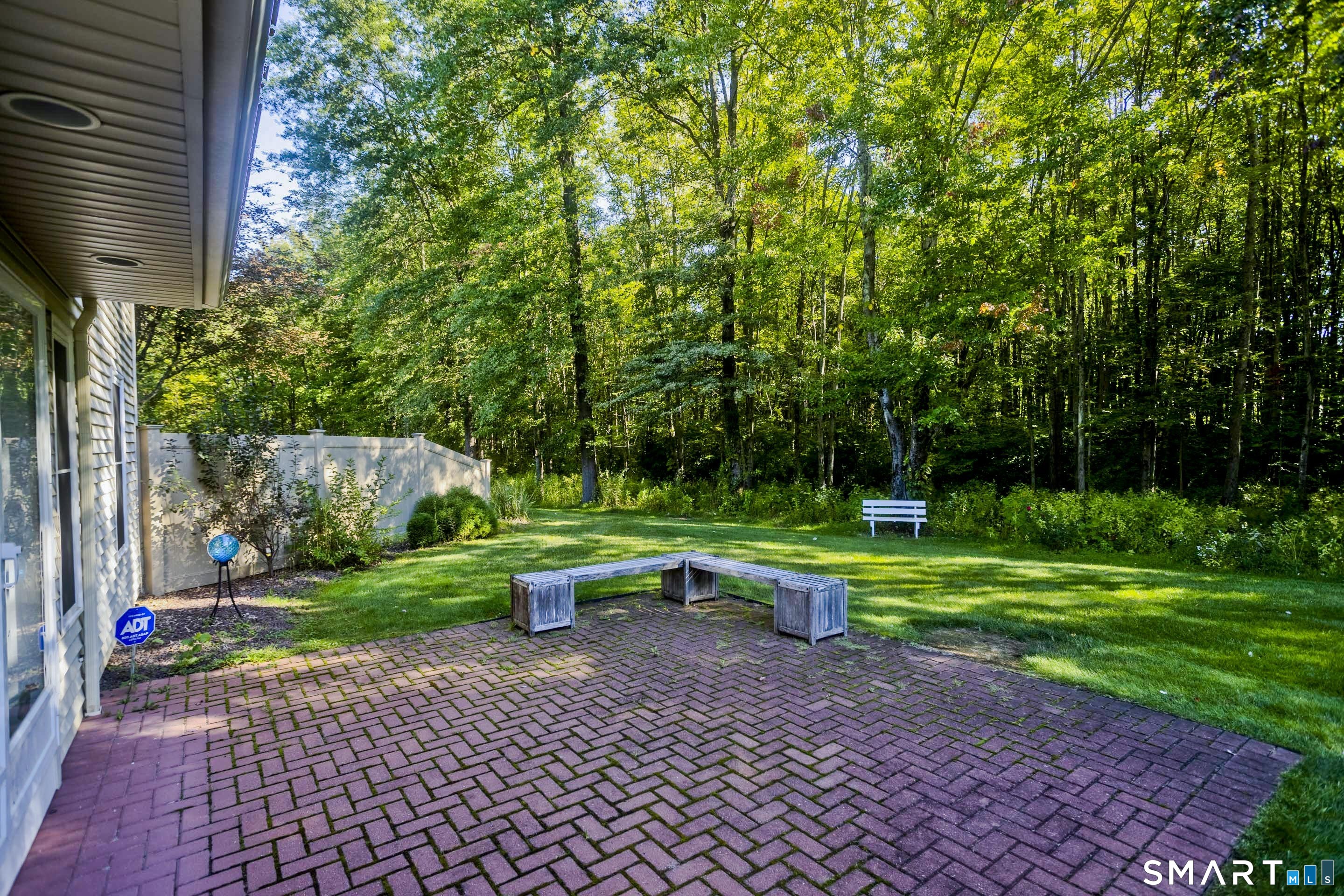 1980 Oak Street Suffield CT 06093