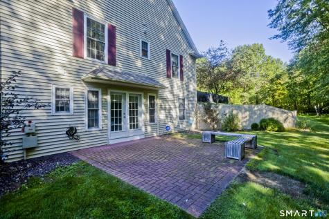 1980 Oak Street Suffield CT 06093
