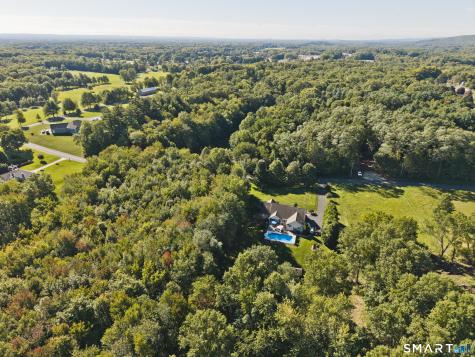 1980 Oak Street Suffield CT 06093