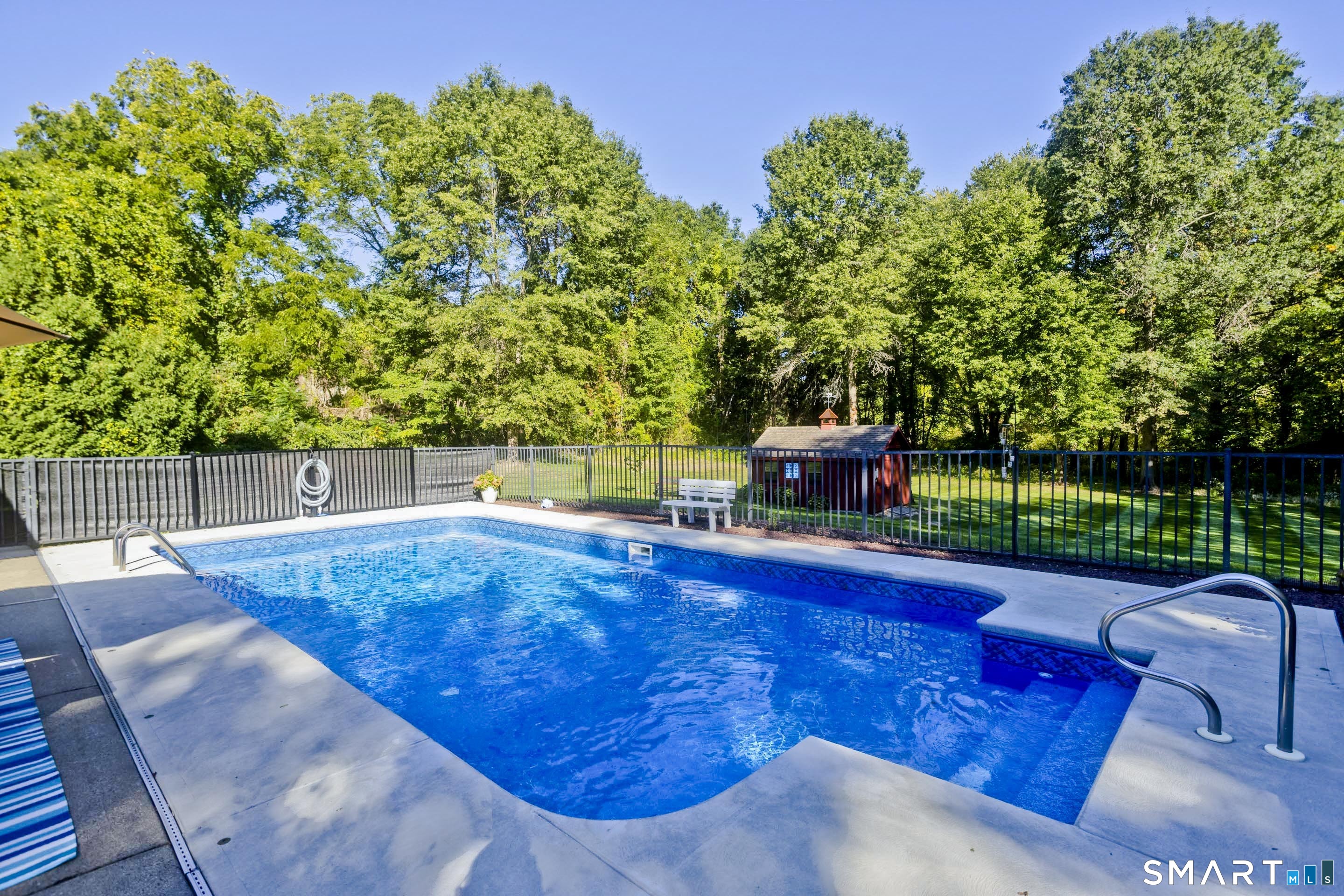 1980 Oak Street Suffield CT 06093