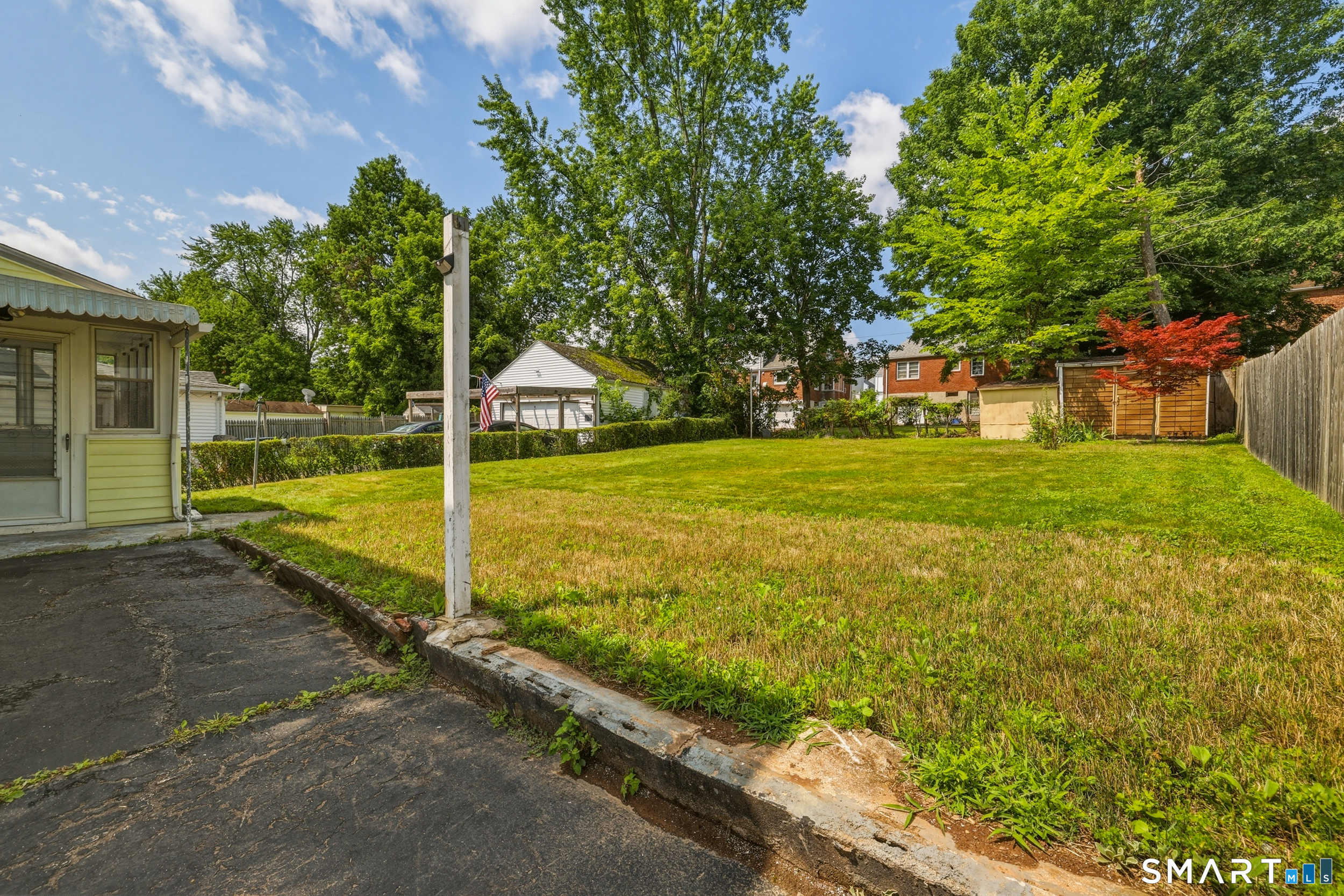 98 Mountain Street Hartford CT 06106