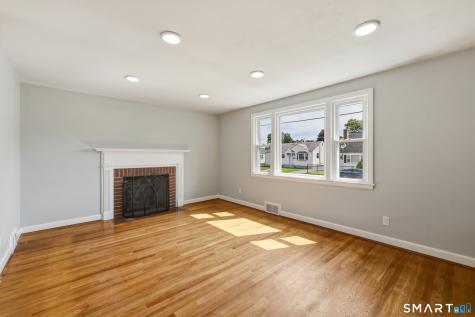 98 Mountain Street Hartford CT 06106