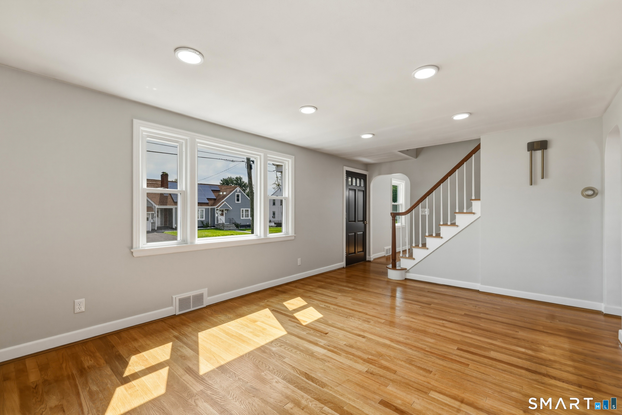 98 Mountain Street Hartford CT 06106