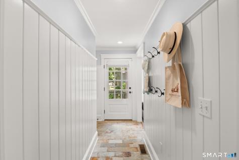 1644 Boston Post Road Darien CT 06820