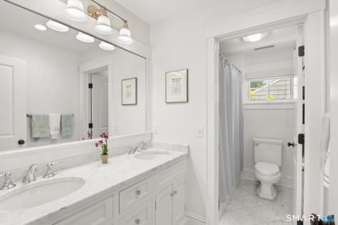 1644 Boston Post Road Darien CT 06820