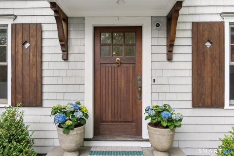 1644 Boston Post Road Darien CT 06820