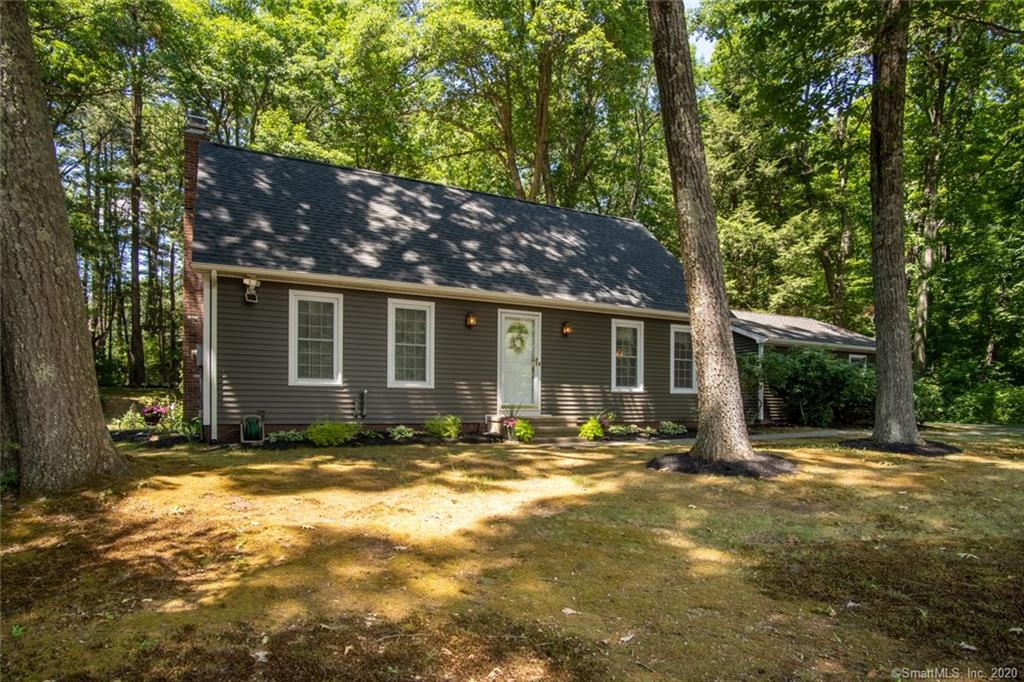 8 Hampton Village Drive Granby CT 06035