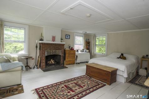 13 Webb Road Naugatuck CT 06770