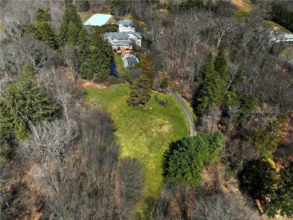 29 Center Road Woodbridge CT 06525