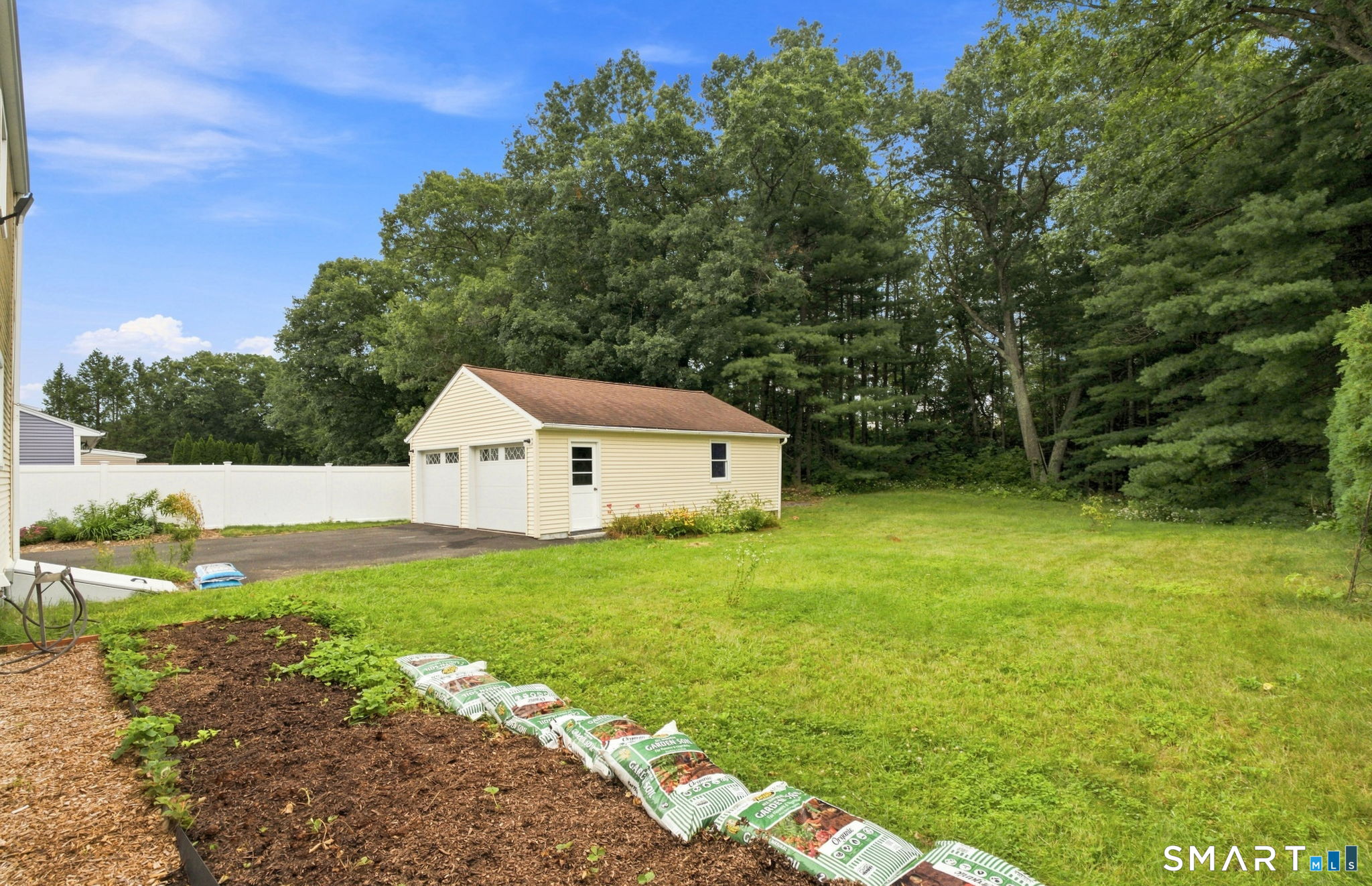 18 Redwood Drive Bristol CT 06010