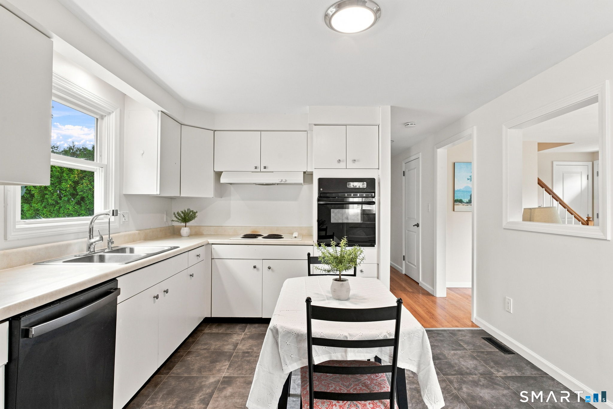 18 Redwood Drive Bristol CT 06010
