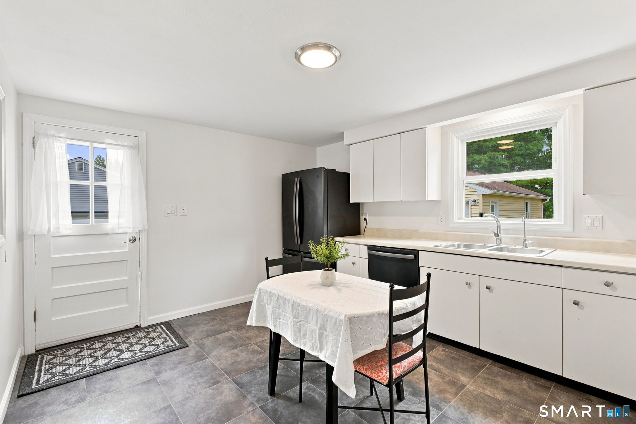 18 Redwood Drive Bristol CT 06010