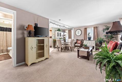 5 Loring Court Wallingford CT 06492