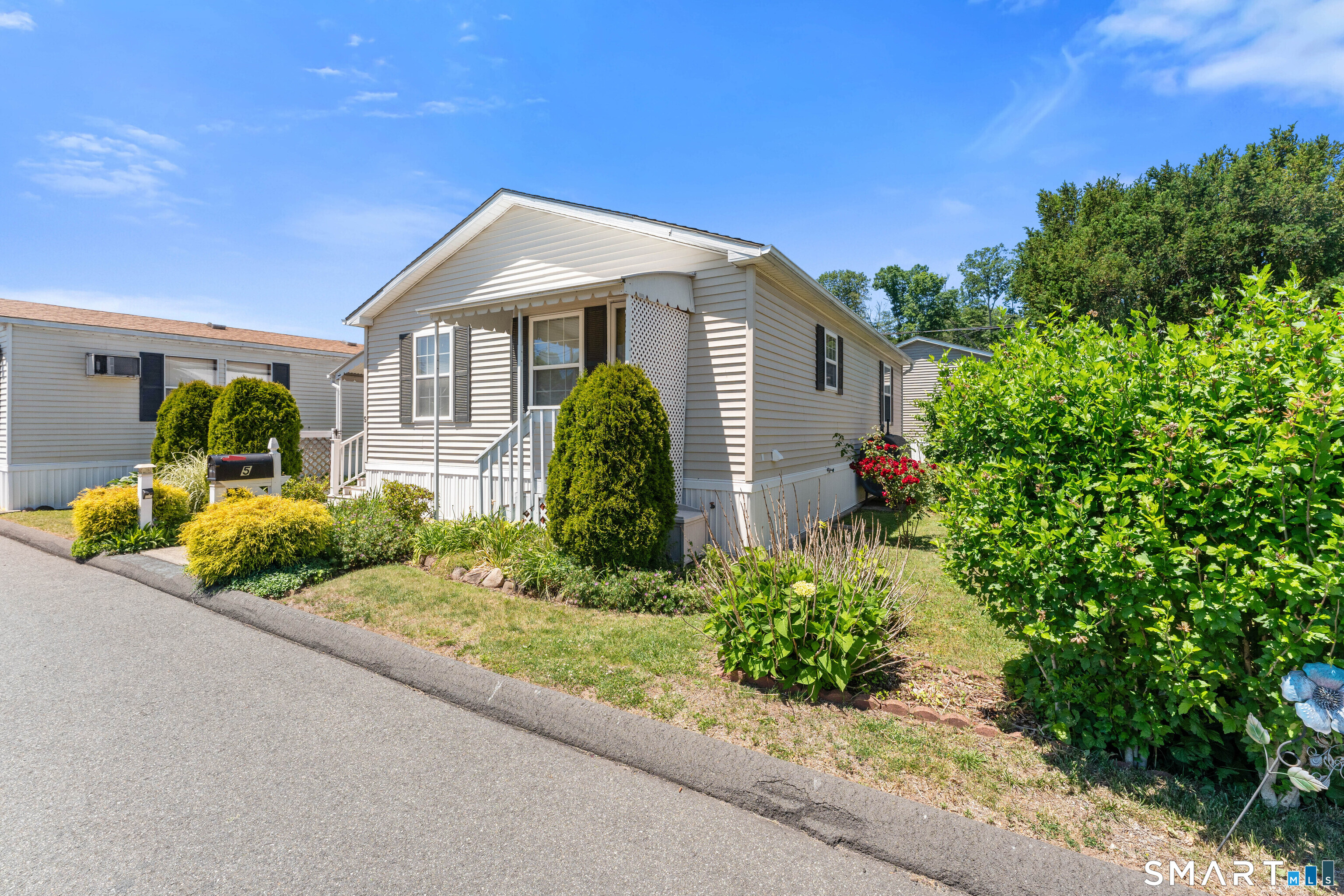 5 Loring Court Wallingford CT 06492
