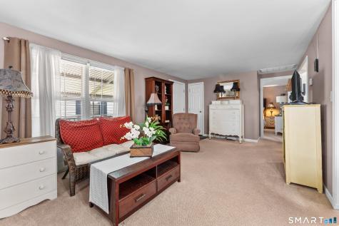 5 Loring Court Wallingford CT 06492