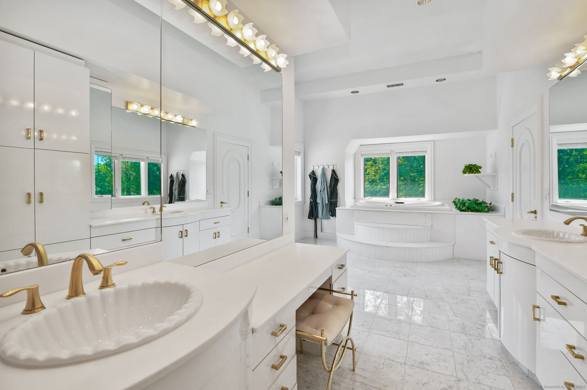 50 Poplar Hill Drive Farmington CT 06032