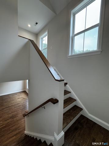 410 Alba Avenue Bridgeport CT 06606