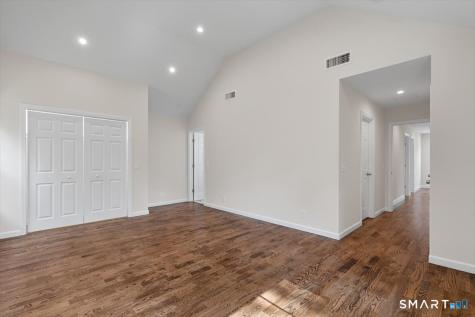 410 Alba Avenue Bridgeport CT 06606