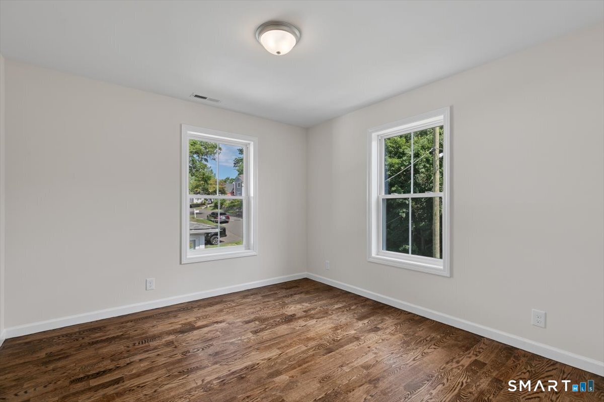 410 Alba Avenue Bridgeport CT 06606