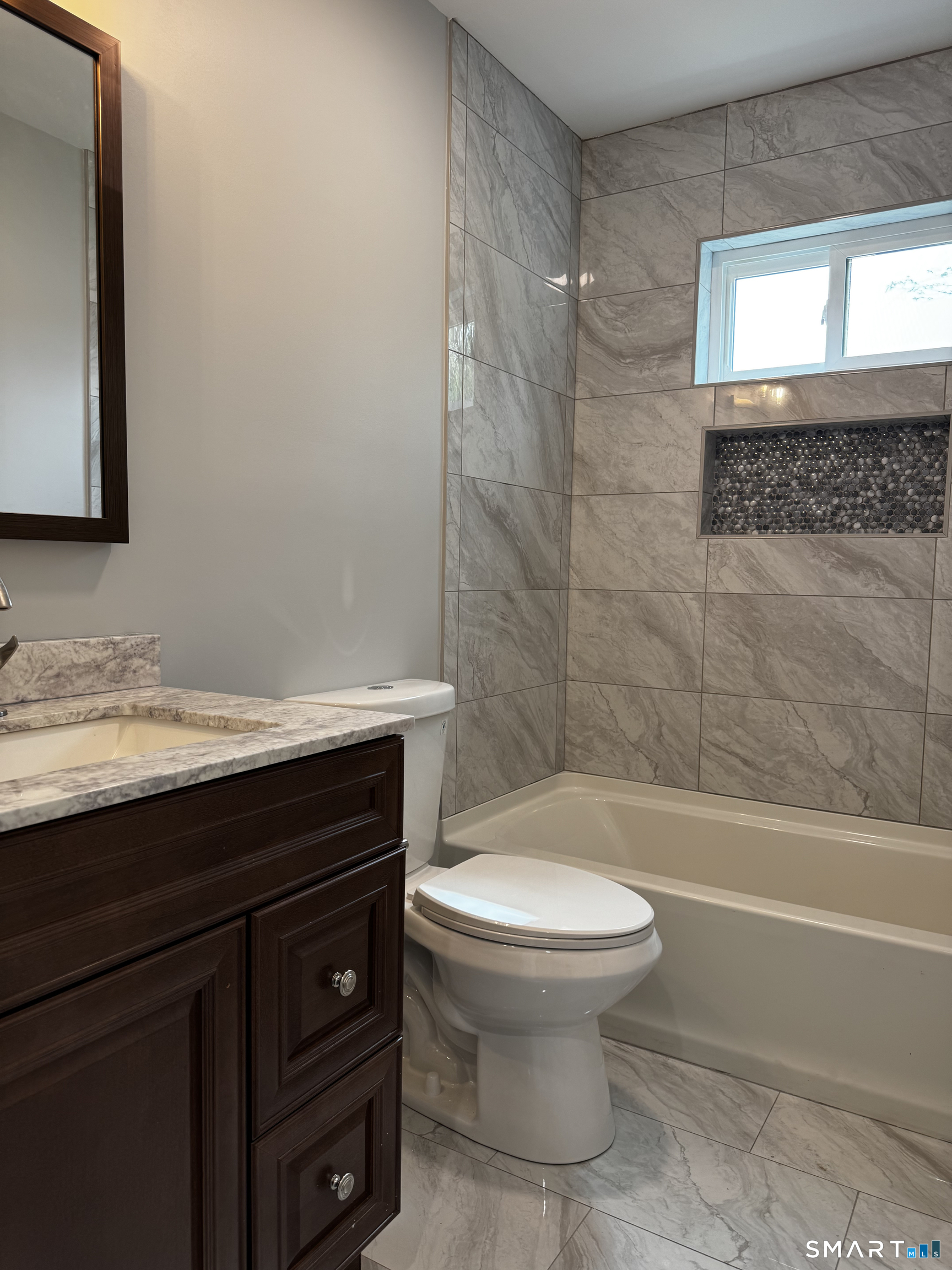 410 Alba Avenue Bridgeport CT 06606