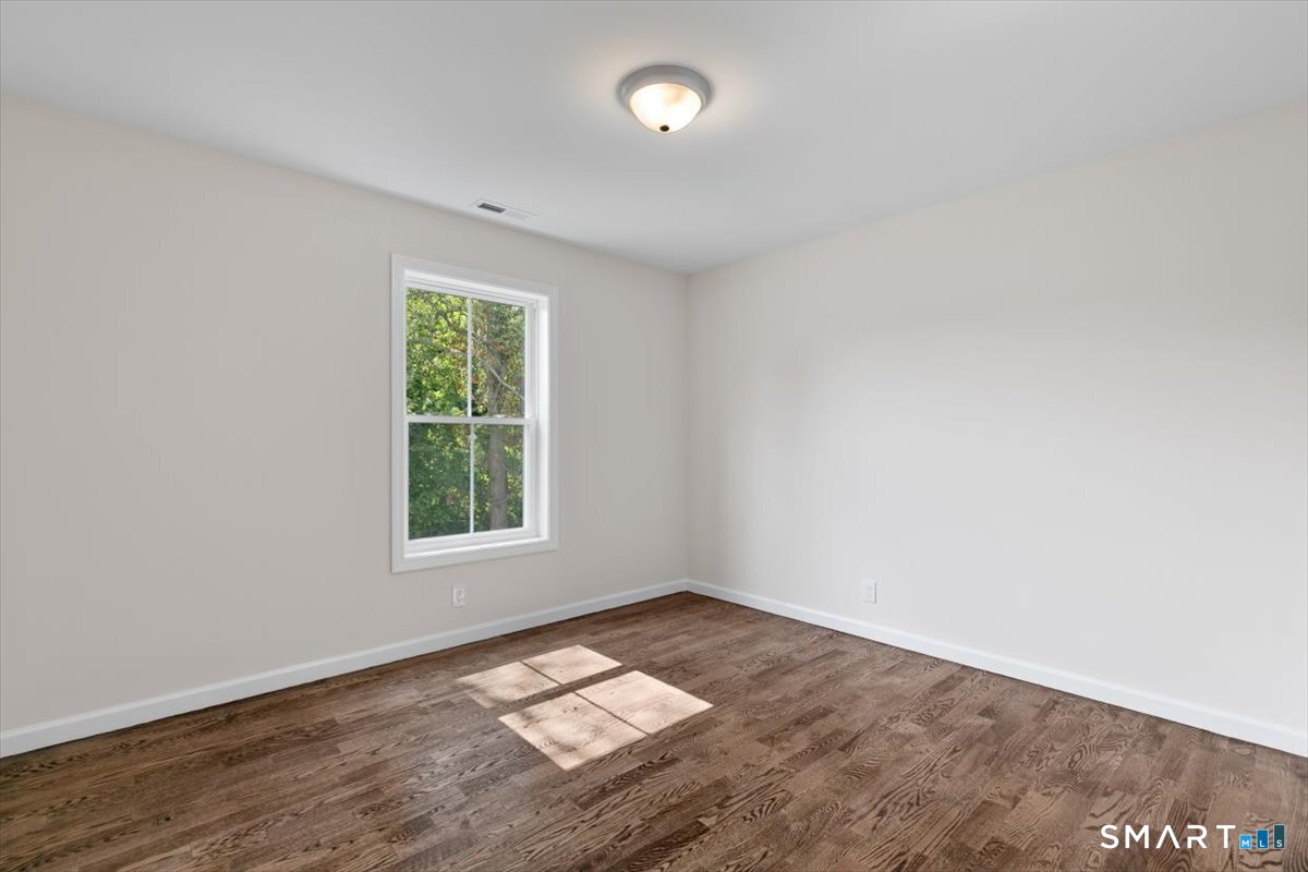 410 Alba Avenue Bridgeport CT 06606