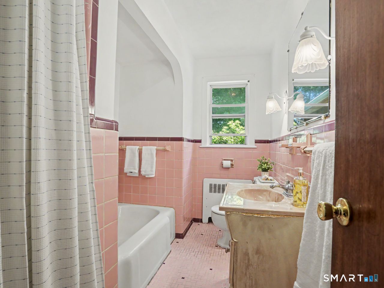 77 Lorma Avenue Trumbull CT 06611