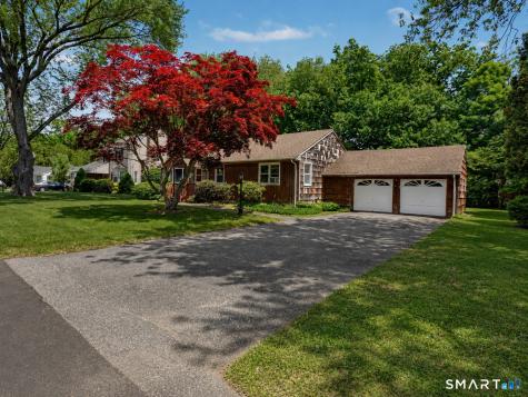 77 Lorma Avenue Trumbull CT 06611