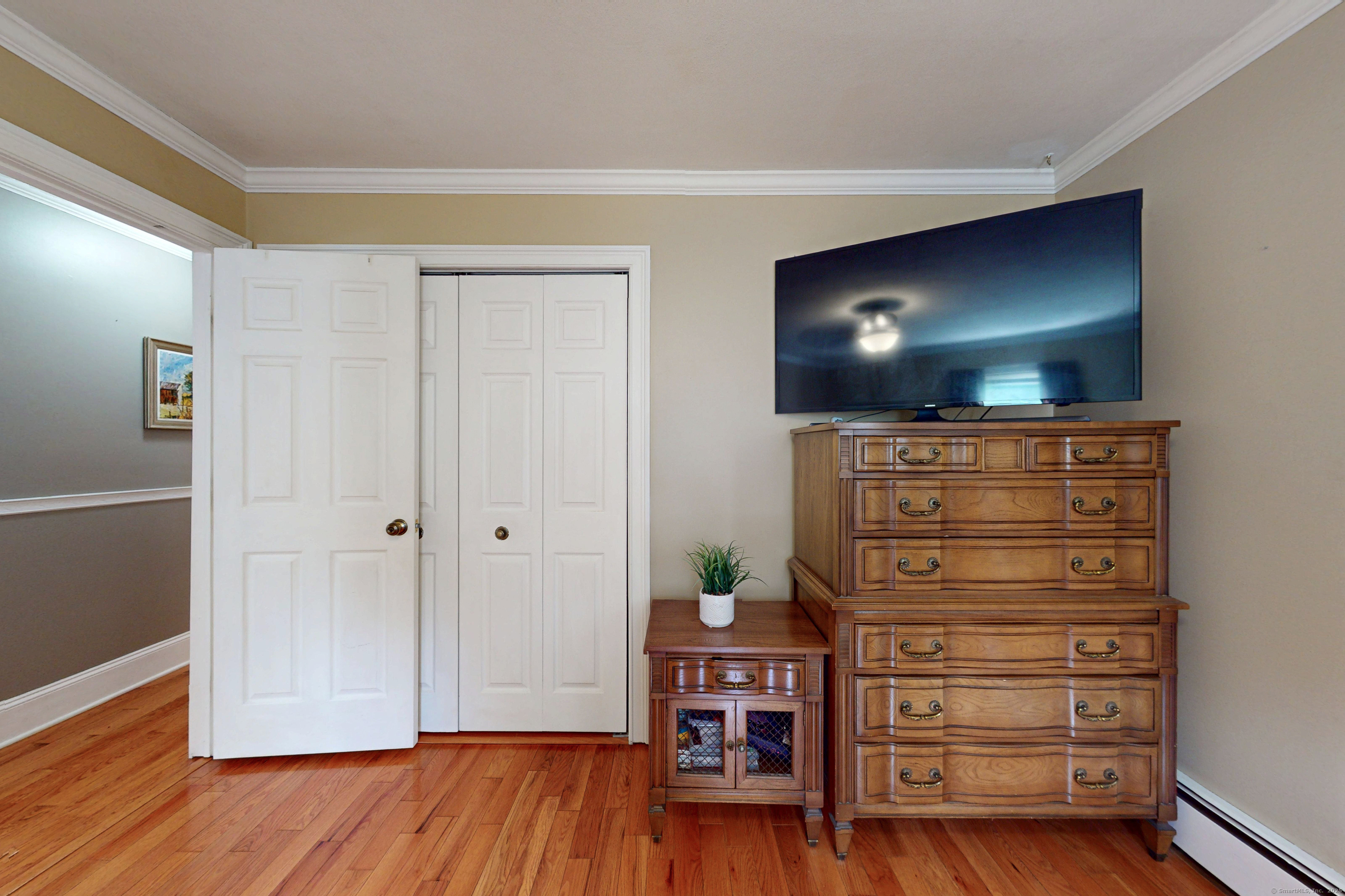 24 Hillside Circle Brookfield CT 06804