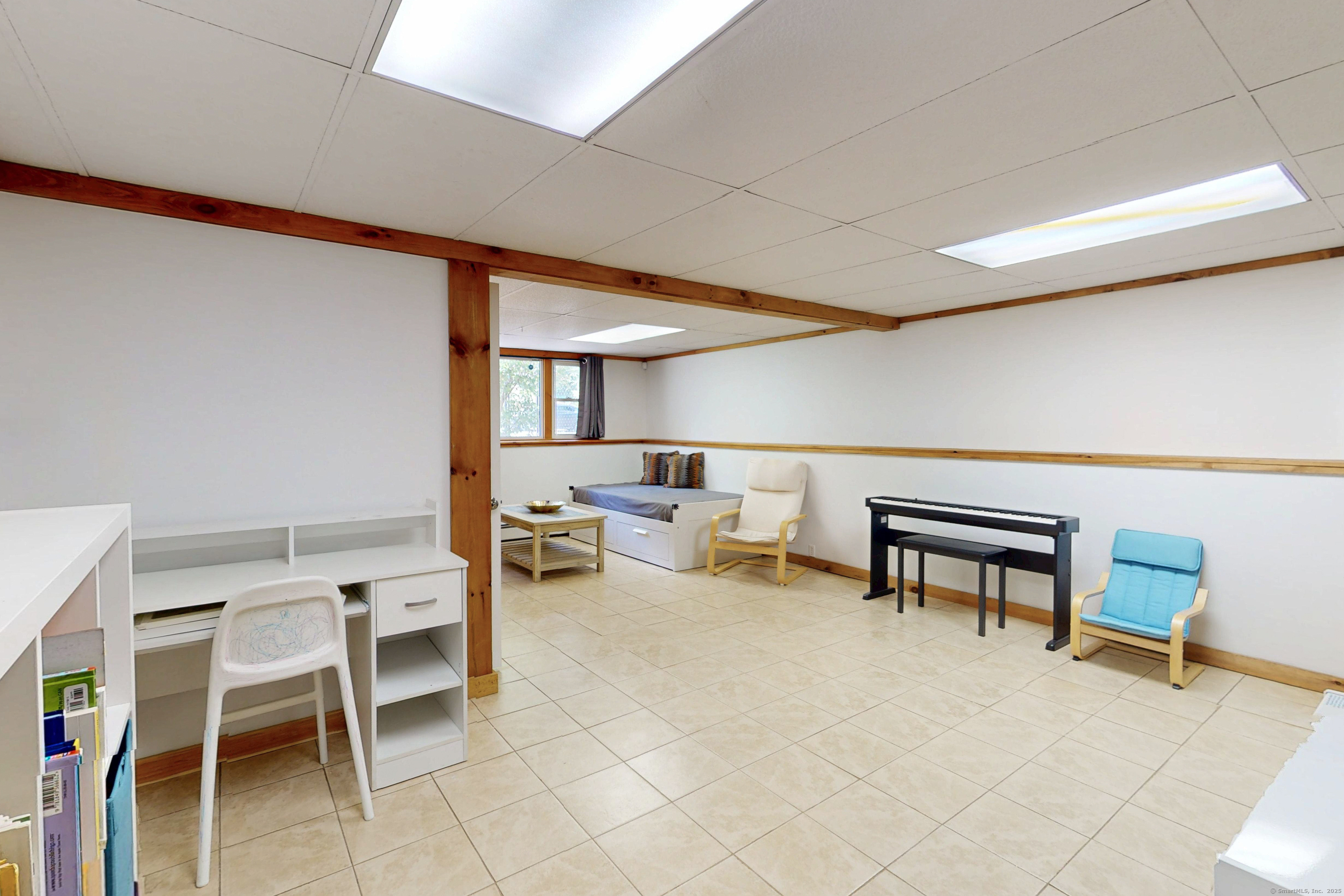 24 Hillside Circle Brookfield CT 06804