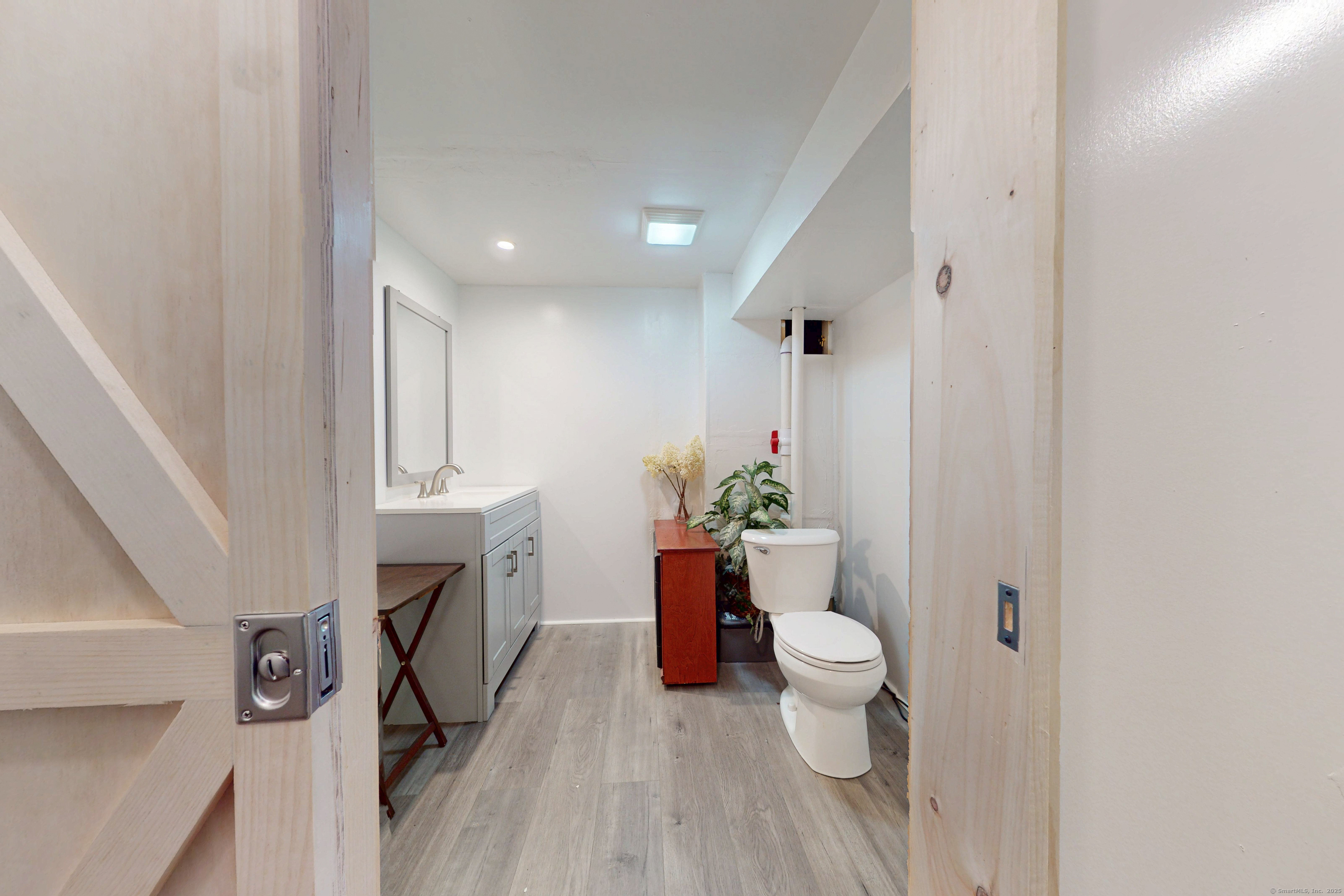 24 Hillside Circle Brookfield CT 06804