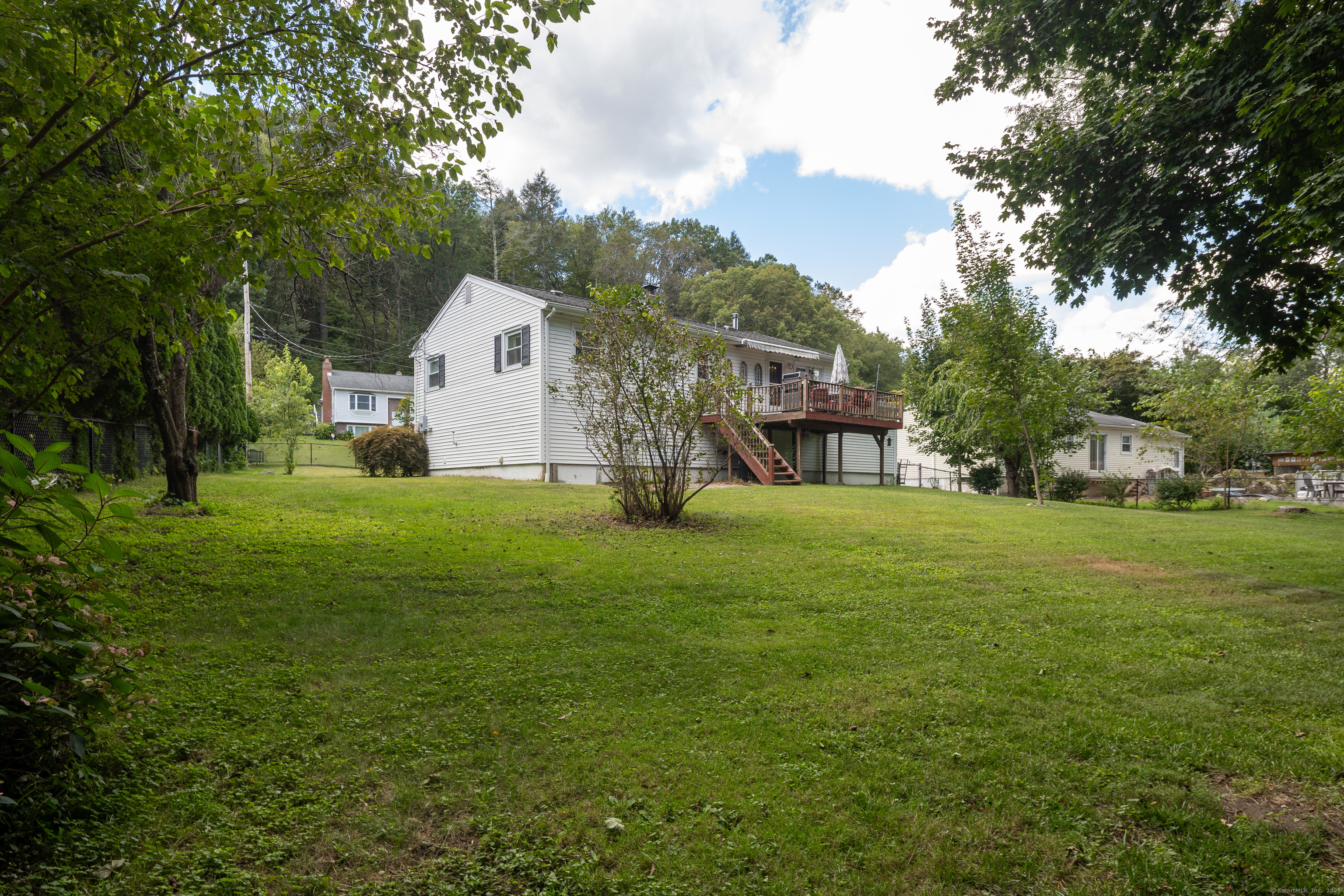 24 Hillside Circle Brookfield CT 06804