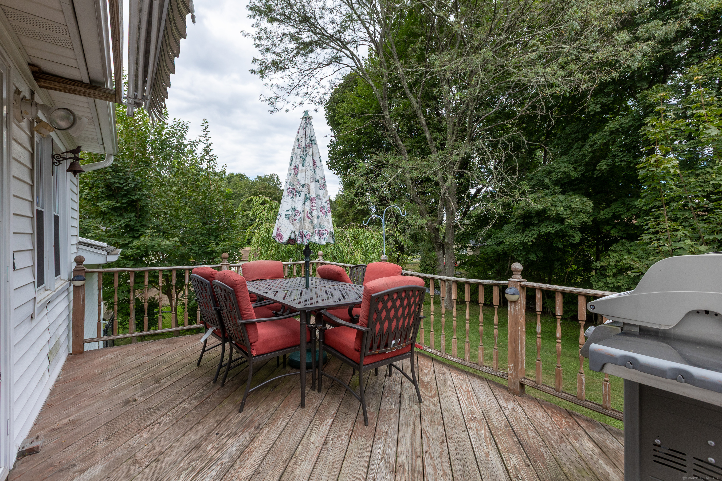 24 Hillside Circle Brookfield CT 06804