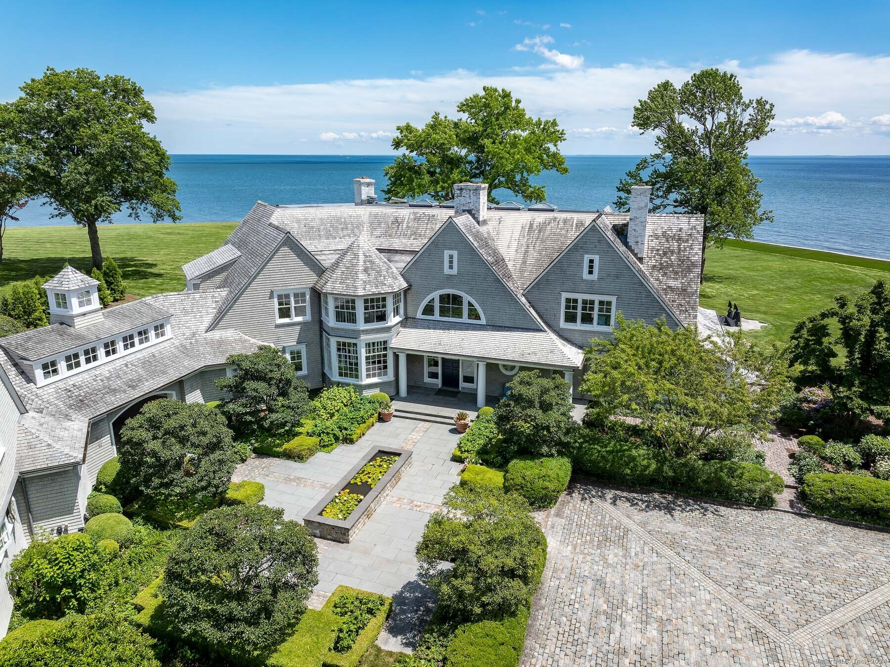 122 Beachside Avenue Westport CT 06880