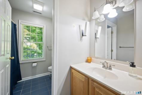 12 Crowne Pond Lane Wilton CT 06897