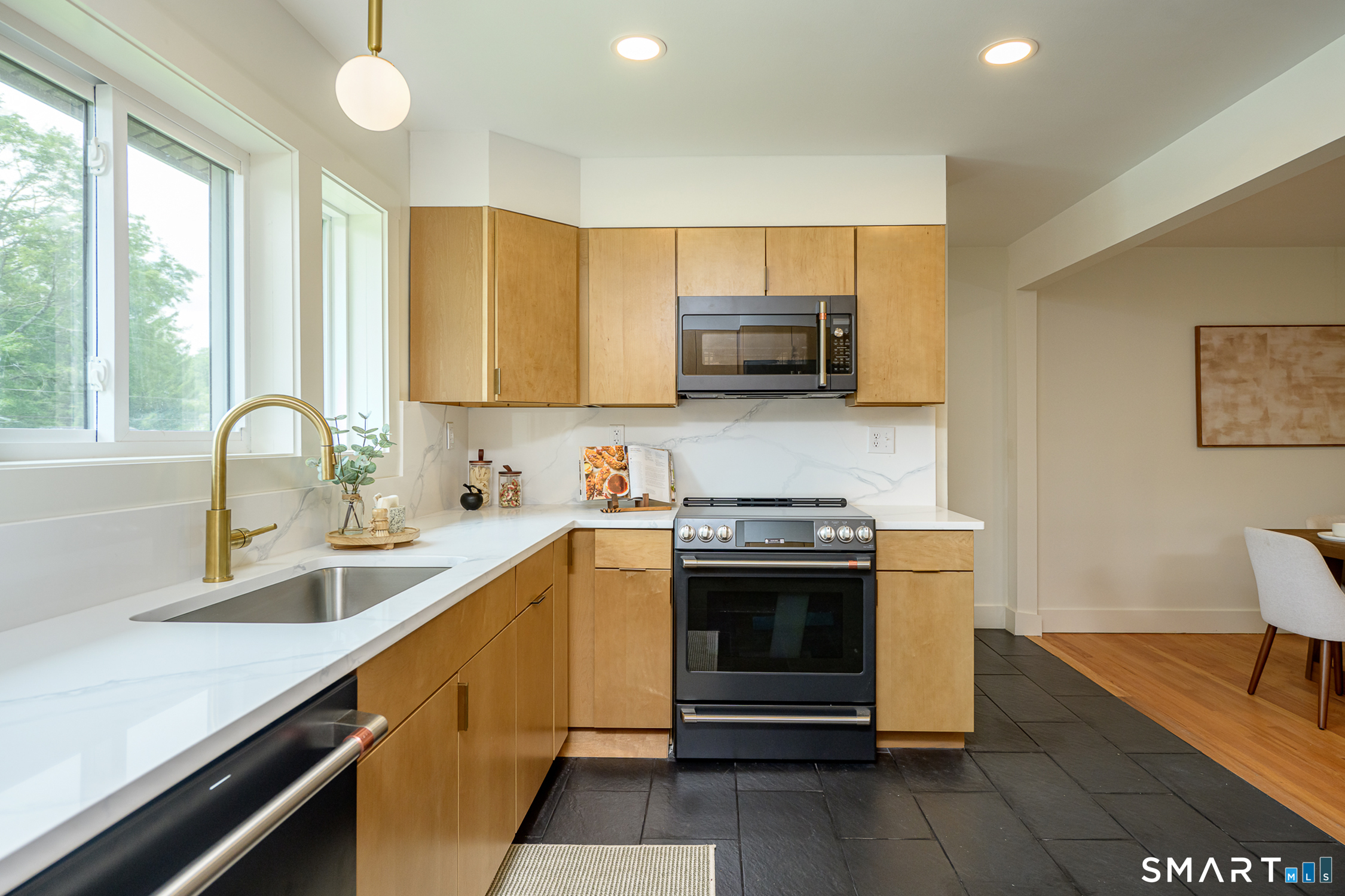 88 Grand View Terrace Brooklyn CT 06234