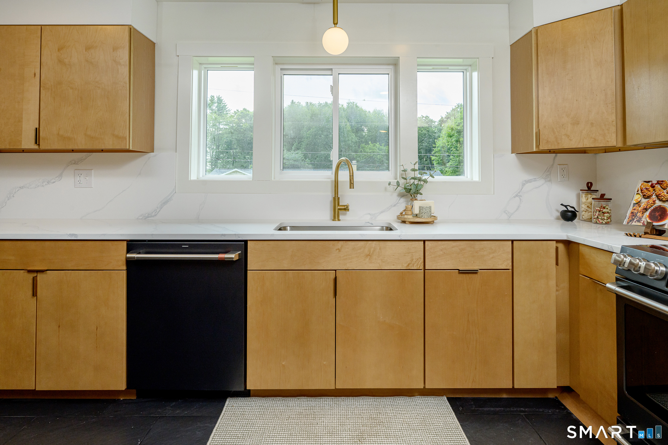 88 Grand View Terrace Brooklyn CT 06234