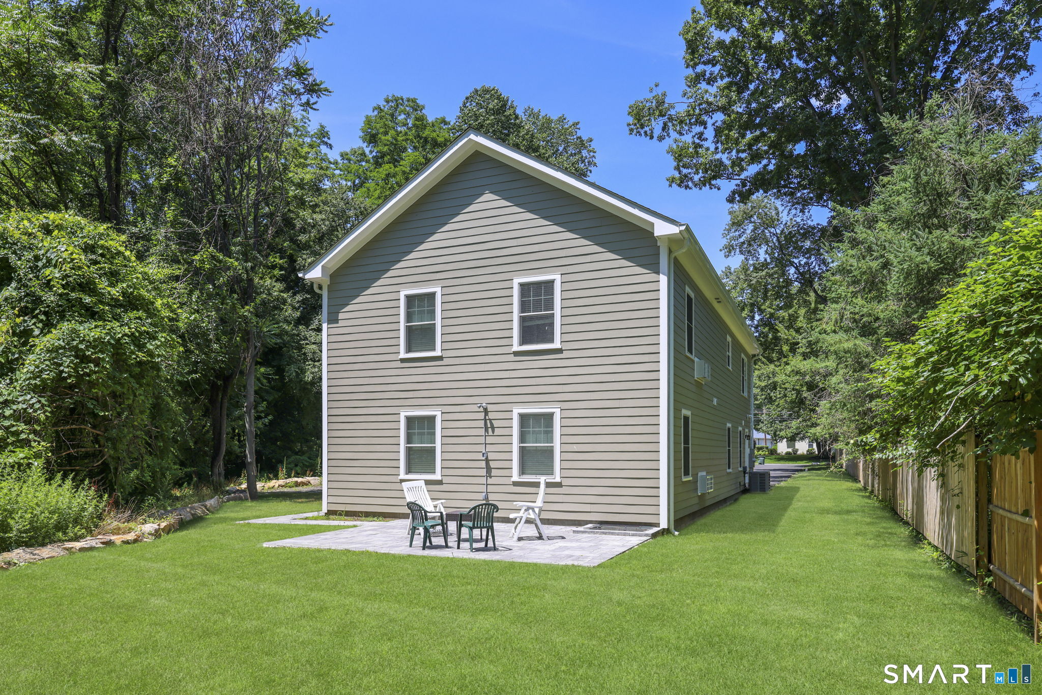 247 Eckart Street Bridgeport CT 06606