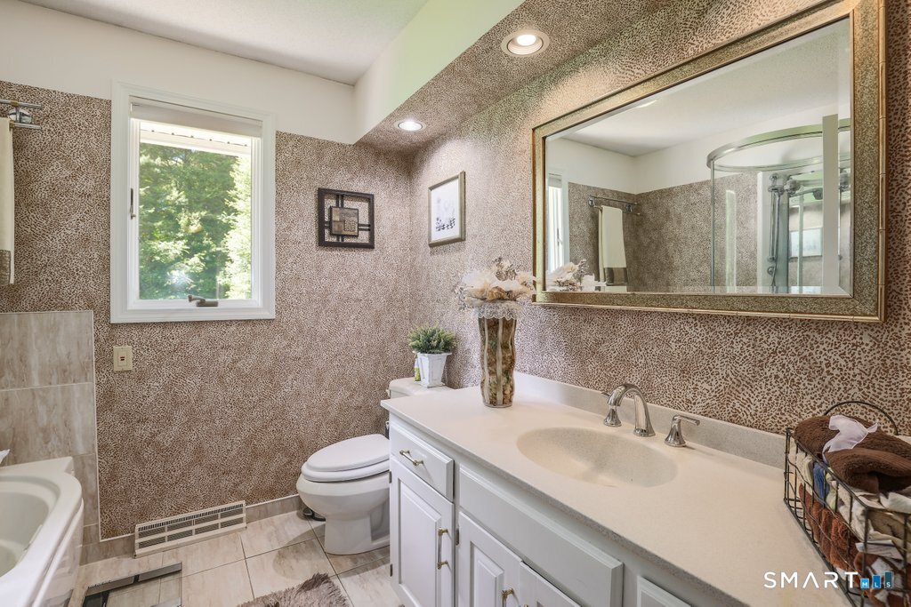 21 Parson Road Somers CT 06071