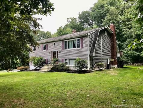35 Oak Ridge Road Bethel CT 06801