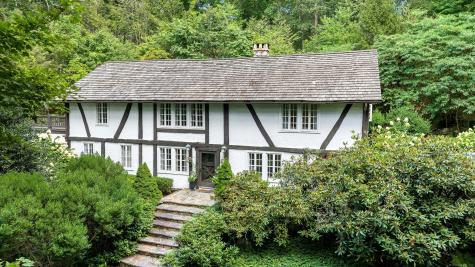 736 Old Stamford Road New Canaan CT 06840