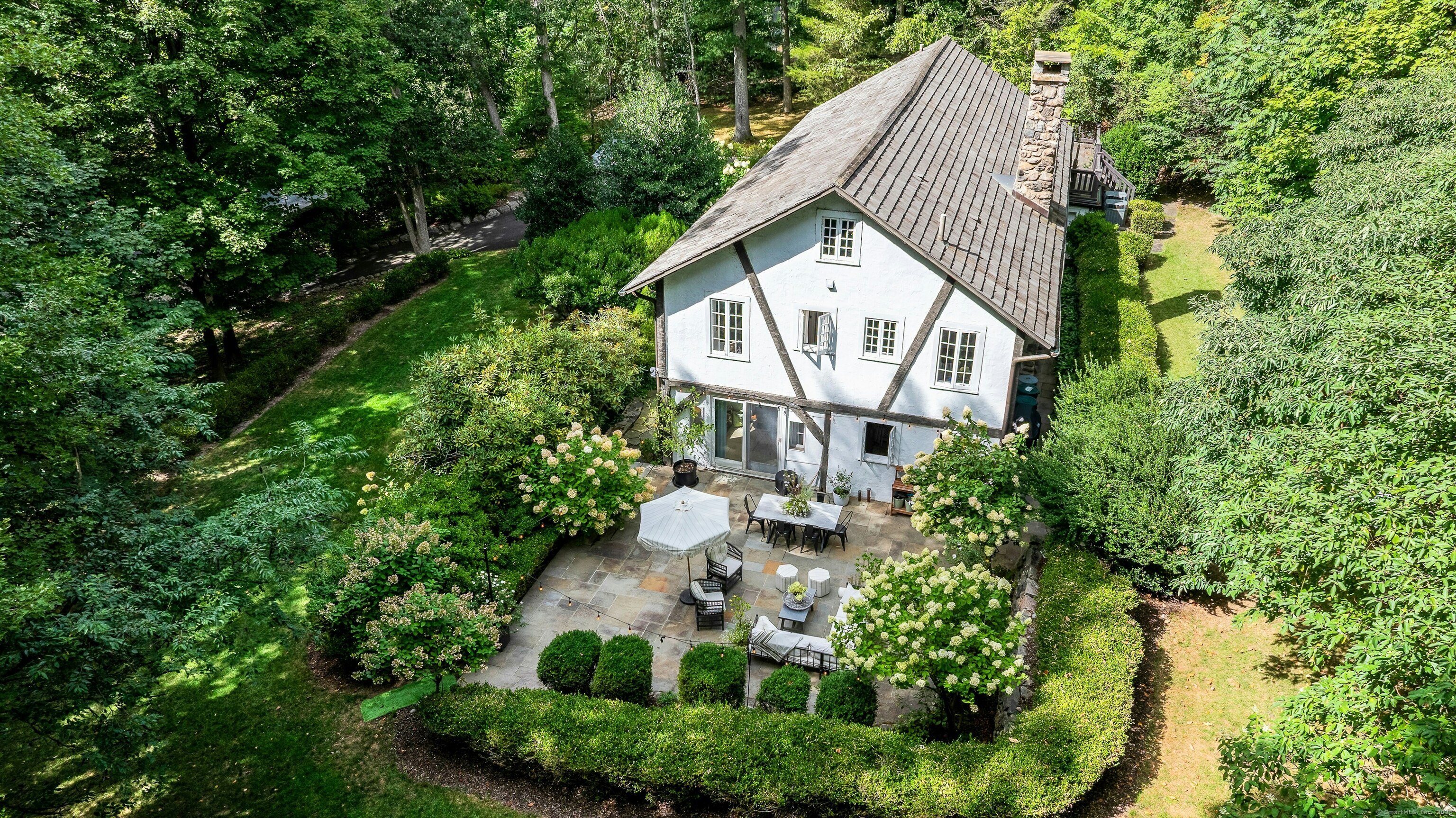 736 Old Stamford Road New Canaan CT 06840