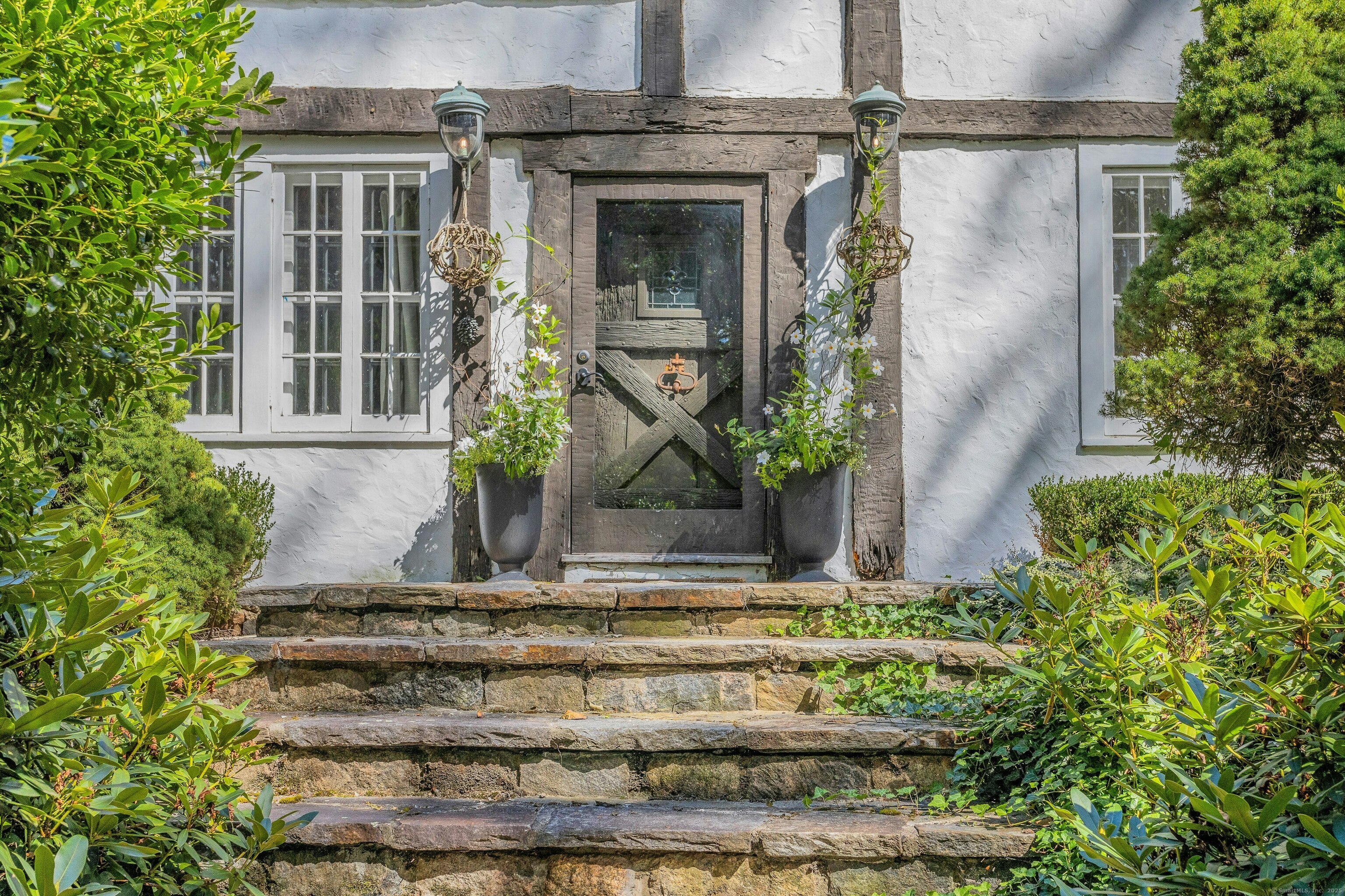 736 Old Stamford Road New Canaan CT 06840